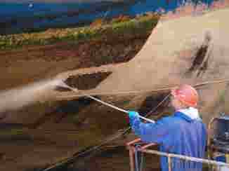 High pressure cleaning of ship hull